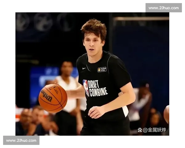 双核缺席夜，里夫斯 51 分扛湖人大旗